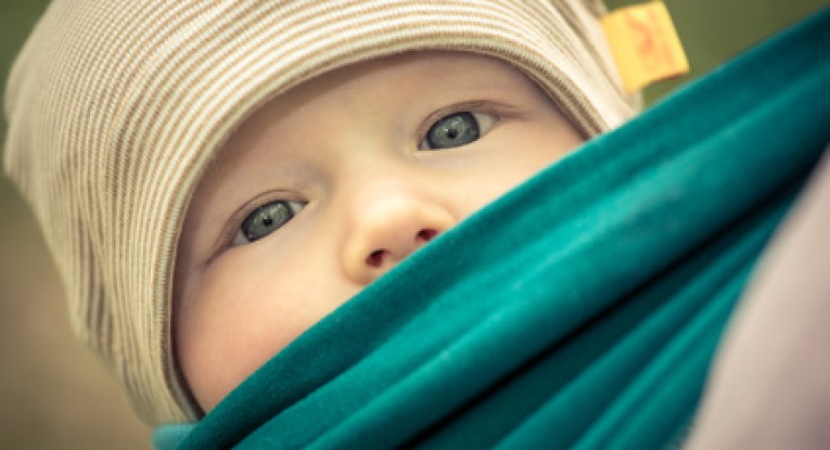 tragen: Produktempfehlungen Hintergründe Babys und richtig